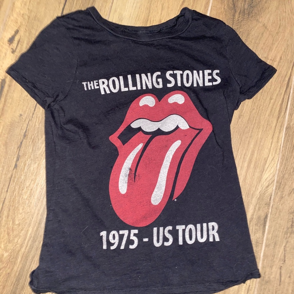 Rolling Stones tee. Size : small.